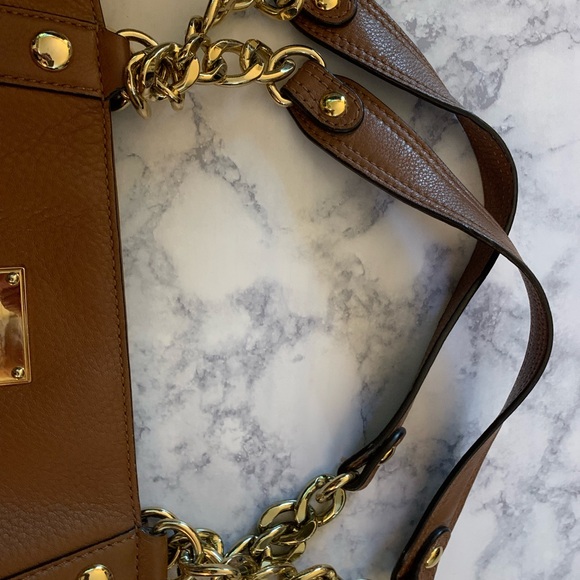 EUC!  Michael Kors Leather Tote Bag - Picture 5 of 8